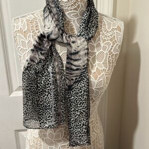 Adrienne Vittadini silk scarf. Beautiful black and silver print. Excellent cond